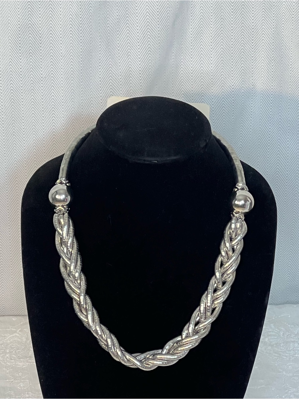 Carol For Eva Graham Necklace Silver Tone Chunky Braided Rope Spherical Accent